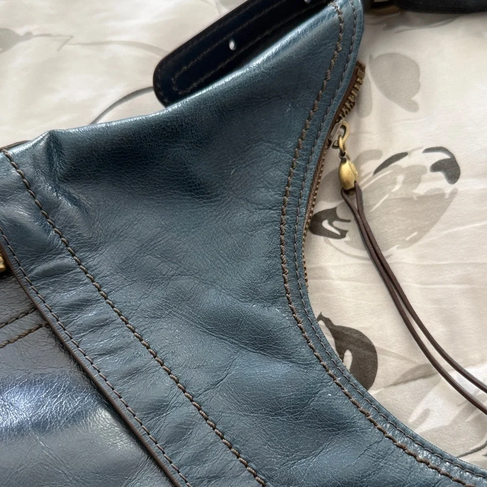 HOBO Teal Leather Shoulder Bag with Gold Hardware - Picture 6 of 9